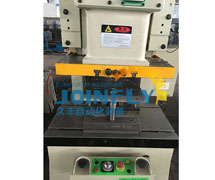 脚手架斜拉杆自动压扁冲孔机